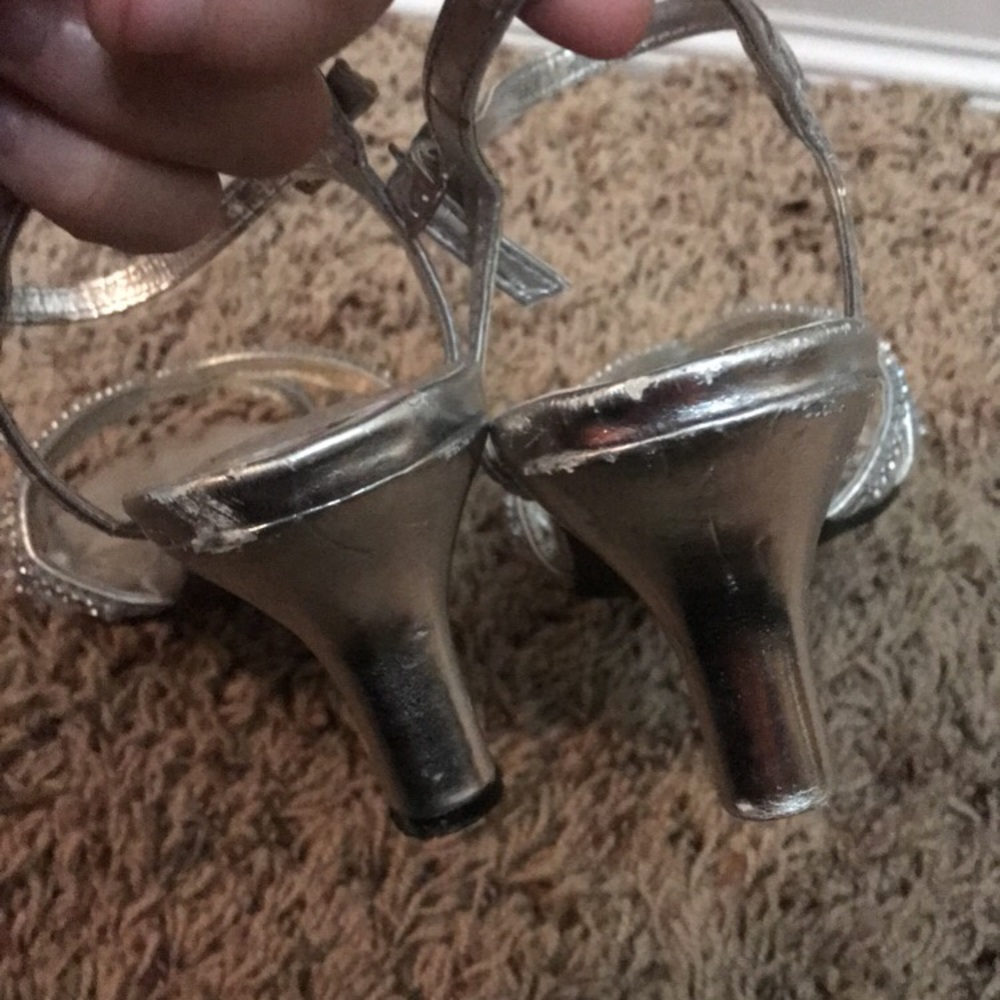 silver heals - Picture 3 of 3